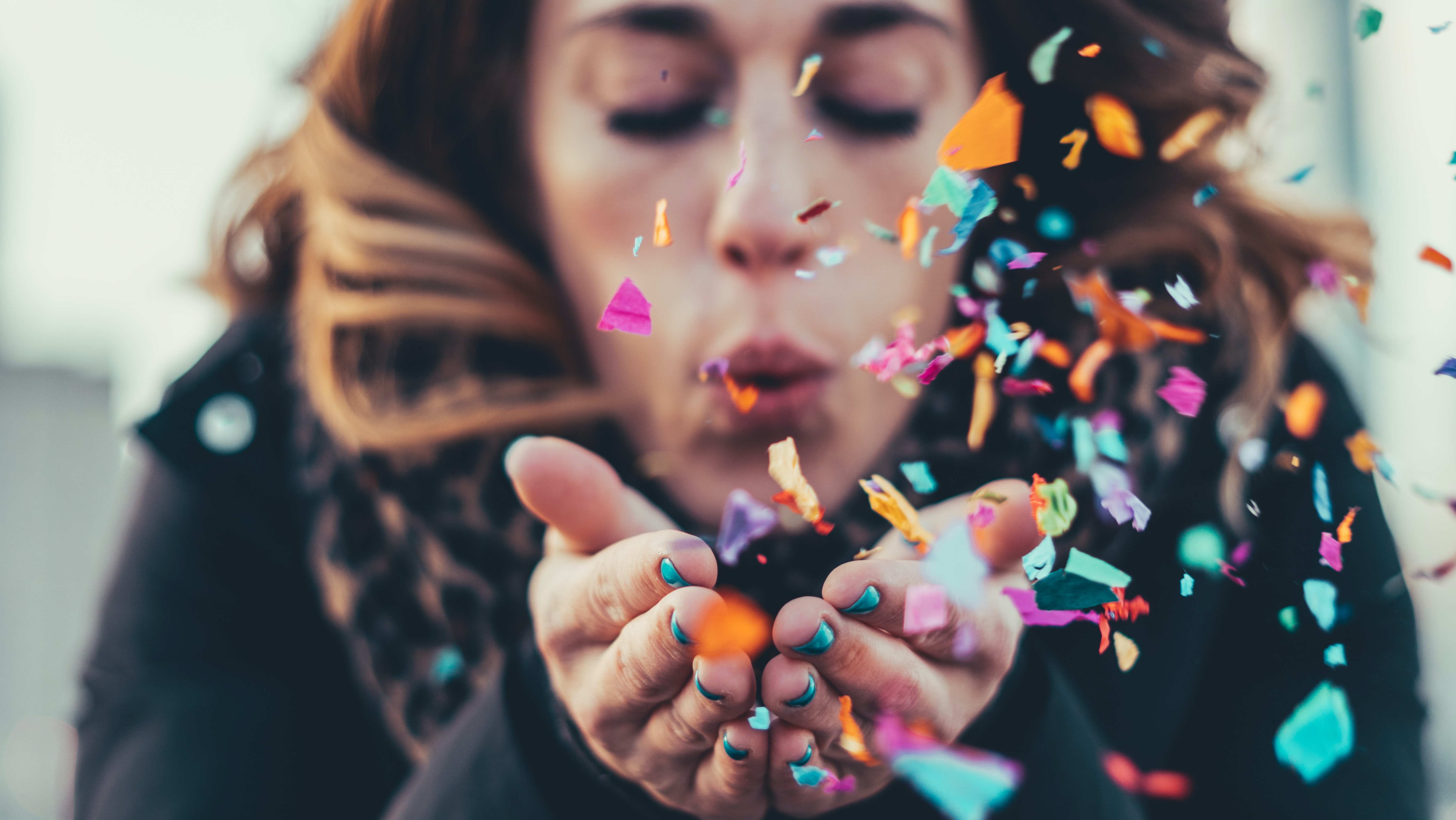 how to surprise and delight clients as a financial advisor